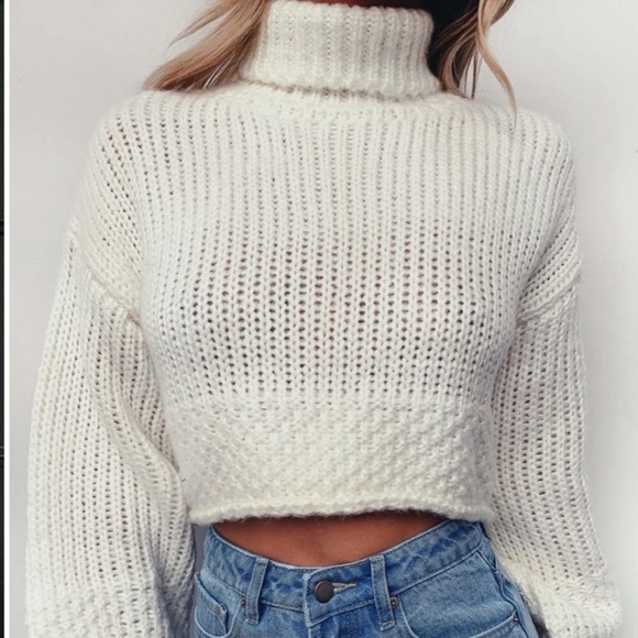 White turtleneck thick cropped TIGER MIST sweater - Picture 3 of 4